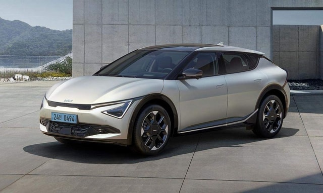 Kia EV6 Facelift Unveiled; Gets Larger 84 kWh Battery Pack Kia EV6 Facelift Unveiled; Gets Larger 84 kWh Battery Pack