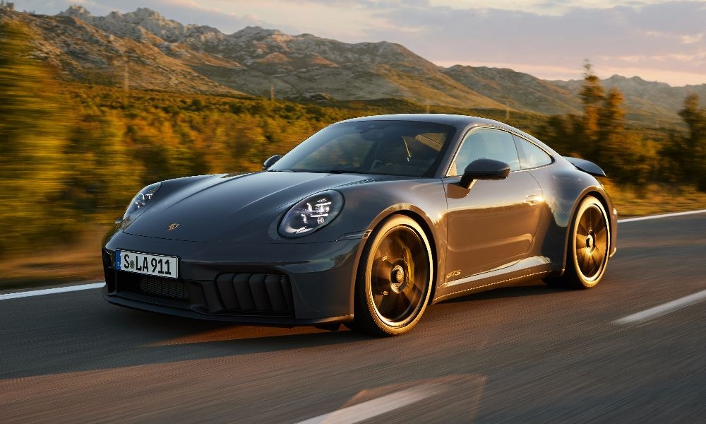 Porsche 911 GTS T-Hybrid Debuts With New 3.6-Litre Flat Six Assisted By E-Turbo Porsche 911 GTS T-Hybrid Debuts With New 3.6-Litre Flat Six Assisted By E-Turbo