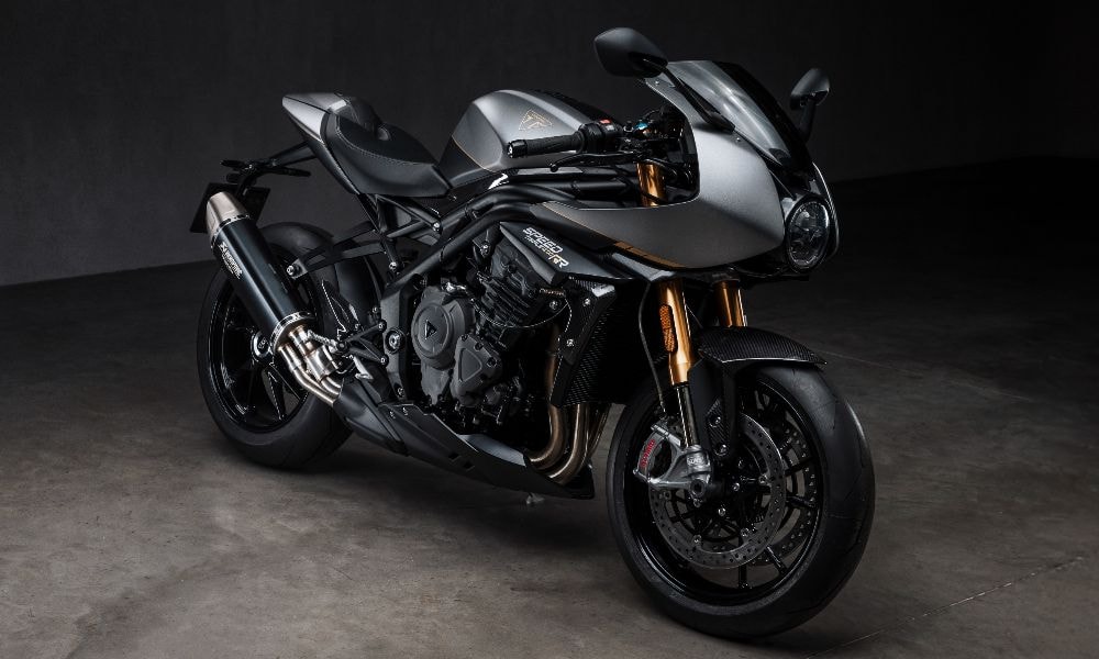Limited-Run Triumph Speed Triple 1200 RR Breitling Edition Revealed Limited-Run Triumph Speed Triple 1200 RR Breitling Edition Revealed