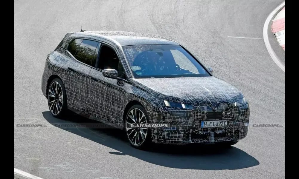 BMW iX Facelift Spied Testing; Expected To Debut in 2025 BMW iX Facelift Spied Testing; Expected To Debut in 2025