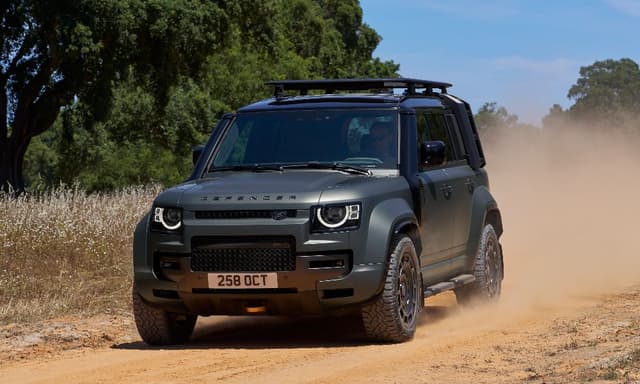Land Rover Defender Octa Debuts With 626 BHP V8; Priced From Rs 2.65 Crore In India Land Rover Defender Octa Debuts With 626 BHP V8; Priced From Rs 2.65 Crore In India