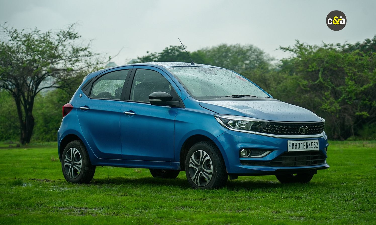 Tata Motors Offering Benefits Of Up To Rs 2.05 Lakh On Cars and SUVs Tata Motors Offering Benefits Of Up To Rs 2.05 Lakh On Cars and SUVs