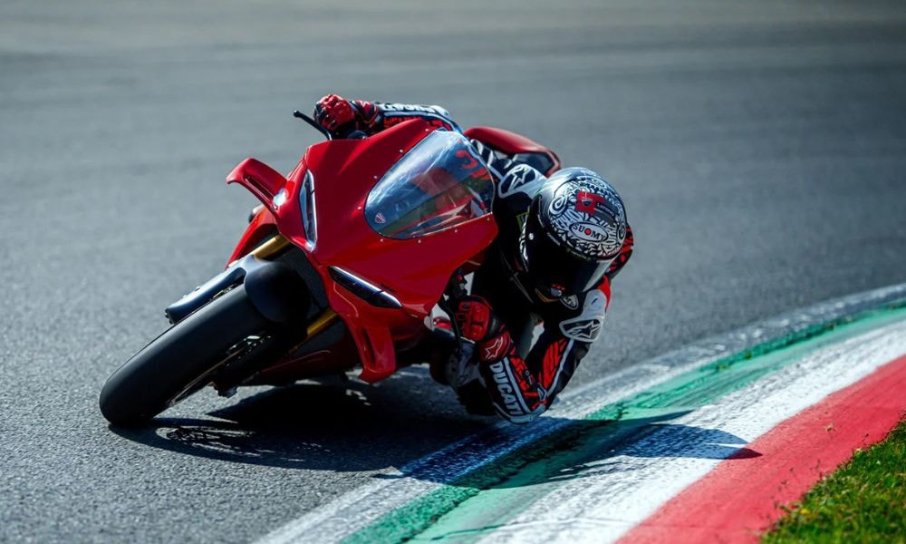 2025 Ducati Panigale V4 Unveiled At World Ducati Week 2025 Ducati Panigale V4 Unveiled At World Ducati Week