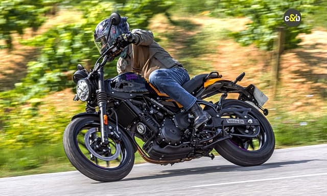 Royal Enfield Guerrilla 450 Review: New RE Roadster Ridden! We ride the new Royal Enfield Guerrilla 450 on the twisty roads around Barcelona to get a sense of what this new 450 cc roadster offers.