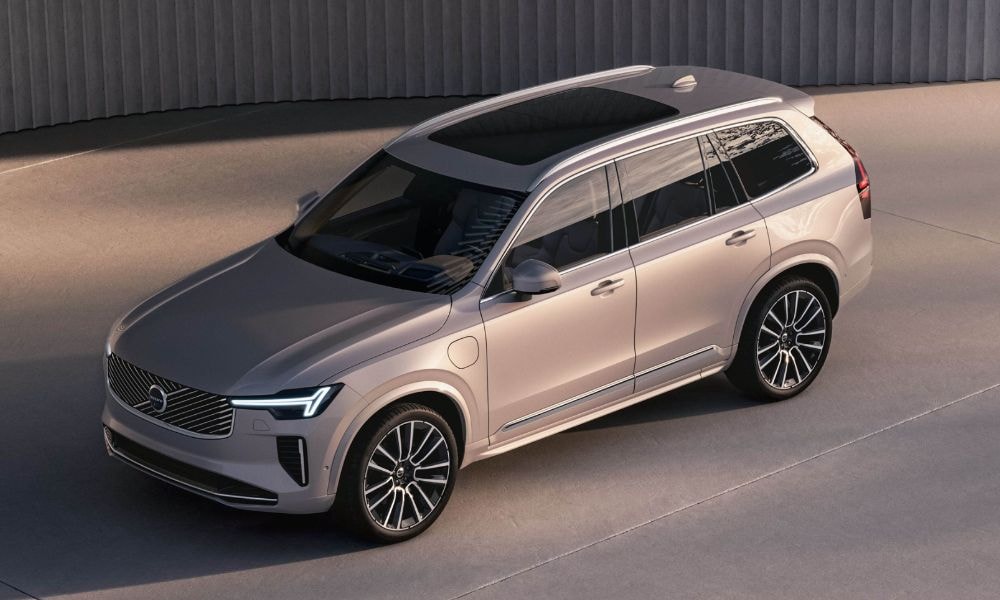 Volvo XC90 Facelift Unveiled; Gets Revised Design, Larger Touchscreen Volvo XC90 Facelift Unveiled; Gets Revised Design, Larger Touchscreen