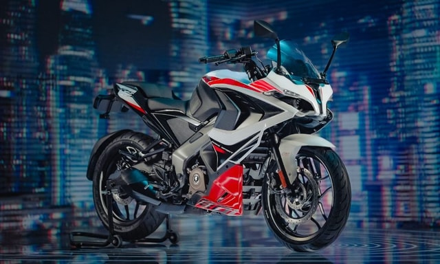 2025 Bajaj Pulsar RS200 Launched In India At Rs 1.84 Lakh; Gets Slipper Clutch, New Digital Dash 2025 Bajaj Pulsar RS200 Launched In India At Rs 1.84 Lakh; Gets Slipper Clutch, New Digital Dash