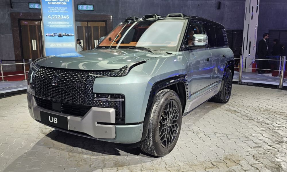 Bharat Mobility Global Expo 2025: BYD Yangwang U8 SUV Makes India Debut Bharat Mobility Global Expo 2025: BYD Yangwang U8 SUV Makes India Debut