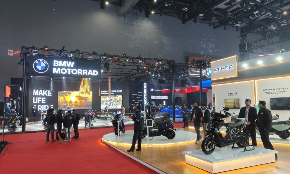 Bharat Mobility Global Expo 2025 Day 2 Highlights: Launches, Unveils, Announcements and More Bharat Mobility Global Expo 2025 Day 2 Highlights: Launches, Unveils, Announcements and More