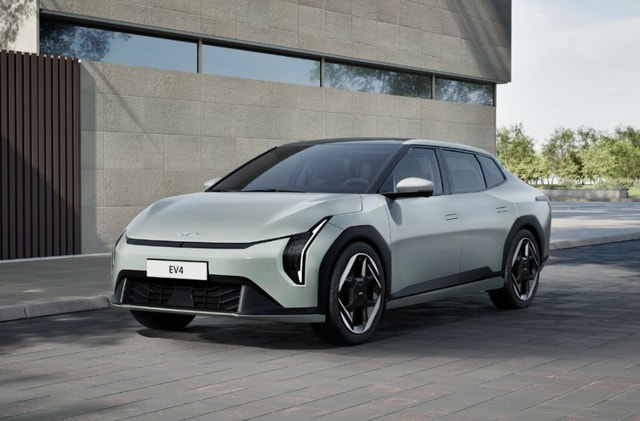 Kia EV4 Revealed With 81.4 kWh Battery, Up To 630 km Range Kia EV4 Revealed With 81.4 kWh Battery, Up To 630 km Range