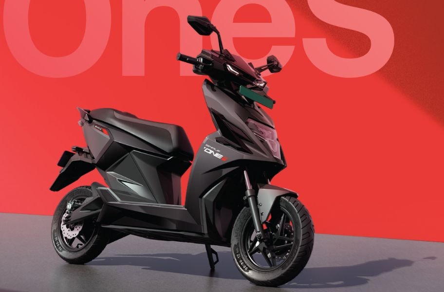 Simple OneS Electric Scooter Launched At Rs 1.40 Lakh Simple OneS Electric Scooter Launched At Rs 1.40 Lakh