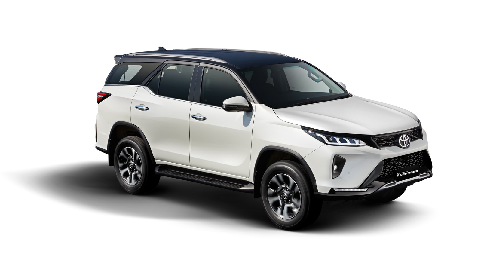 Toyota Fortuner Legender Launched With 4x4 Manual Transmission; Priced At Rs 46.36 Lakh Toyota Fortuner Legender Launched With 4x4 Manual Transmission; Priced At Rs 46.36 Lakh