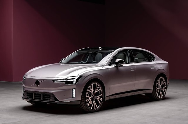 Volvo ES90 Electric Sedan Unveiled Volvo ES90 Electric Sedan Unveiled