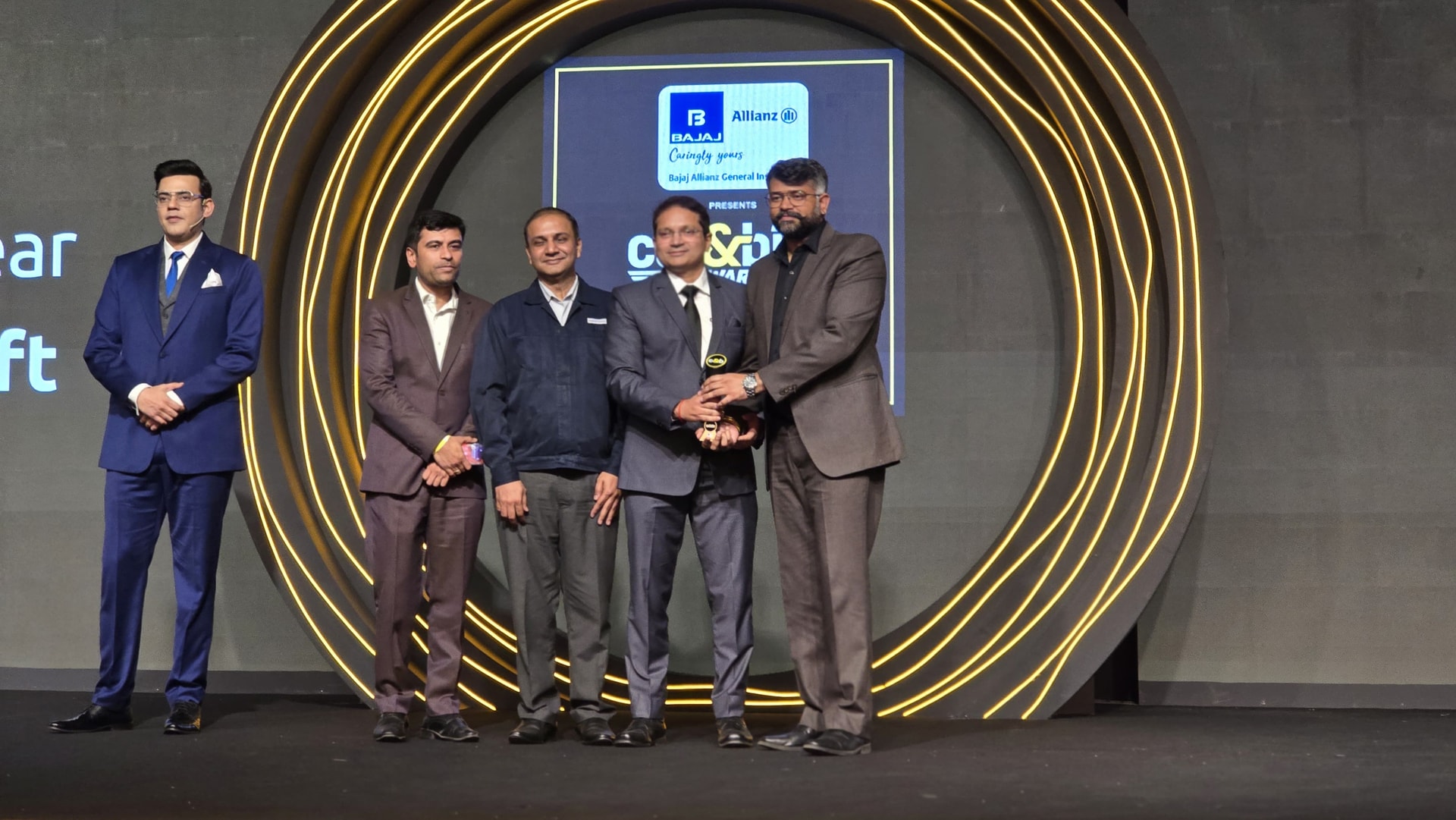 car&bike Awards 2025: Maruti Suzuki Swift Wins Urban Car Of The Year Award car&bike Awards 2025: Maruti Suzuki Swift Wins Urban Car Of The Year Award