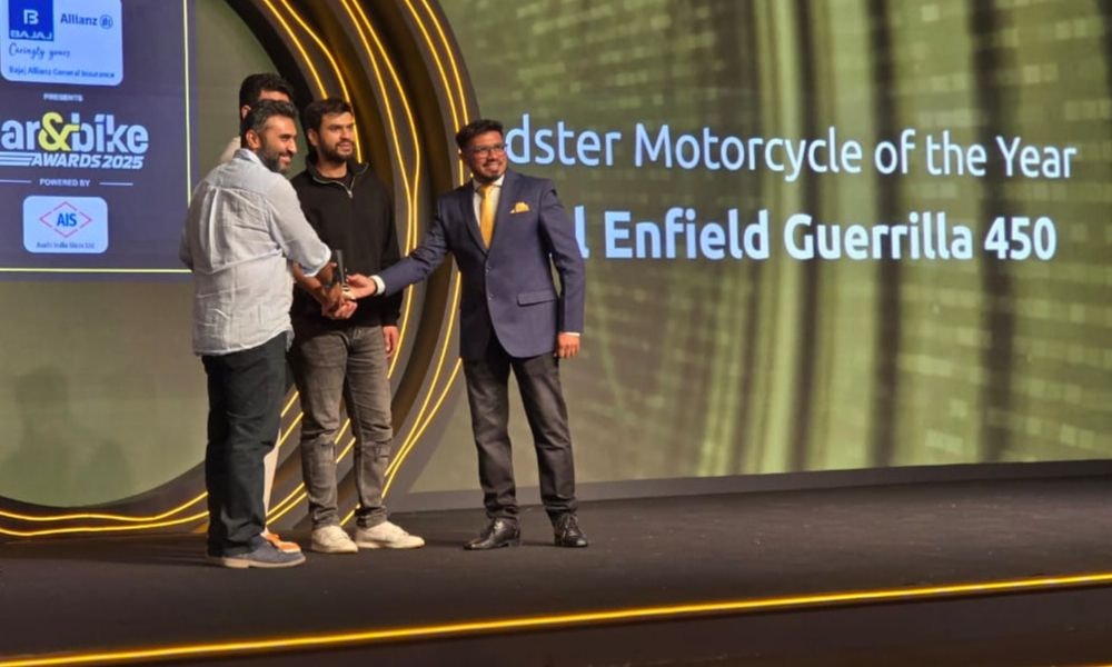 car&bike Awards 2025: Royal Enfield Guerrilla 450 Wins ‘Roadster Motorcycle Of The Year’ Title car&bike Awards 2025: Royal Enfield Guerrilla 450 Wins ‘Roadster Motorcycle Of The Year’ Title
