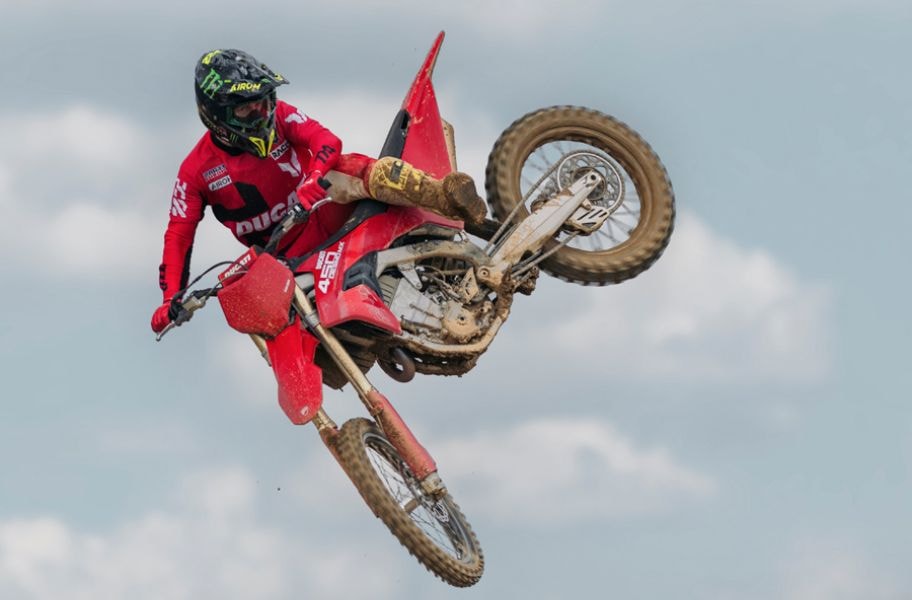 Ducati Desmo450 MX Motocross Bike Makes World Debut Ducati Desmo450 MX Motocross Bike Makes World Debut