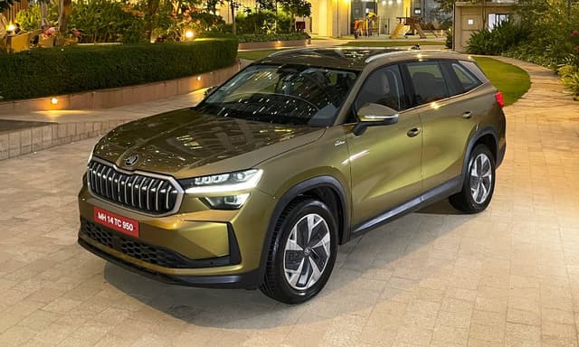 Second-Gen Skoda Kodiaq Launched In India At Rs 46.89 Lakh The Kodiaq will be offered in two variants: Sportline and L&K.