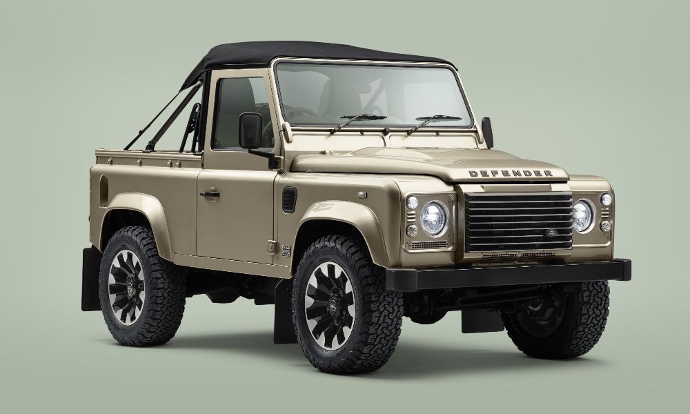 Classic Open-Top Land Rover Defender 90 Now Available With 5.0-Litre V8 Classic Open-Top Land Rover Defender 90 Now Available With 5.0-Litre V8