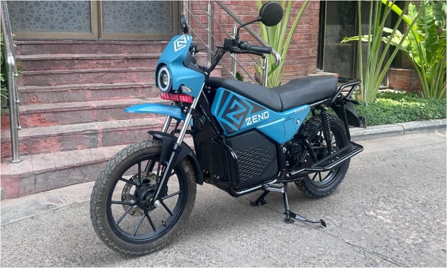 Zeno Emara Electric Motorcycle Priced At Rs 1 Lakh; Features Swappable LFP Batteries, 100 KM Real-World Range Zeno Emara Electric Motorcycle Priced At Rs 1 Lakh; Features Swappable LFP Batteries, 100 KM Real-World Range