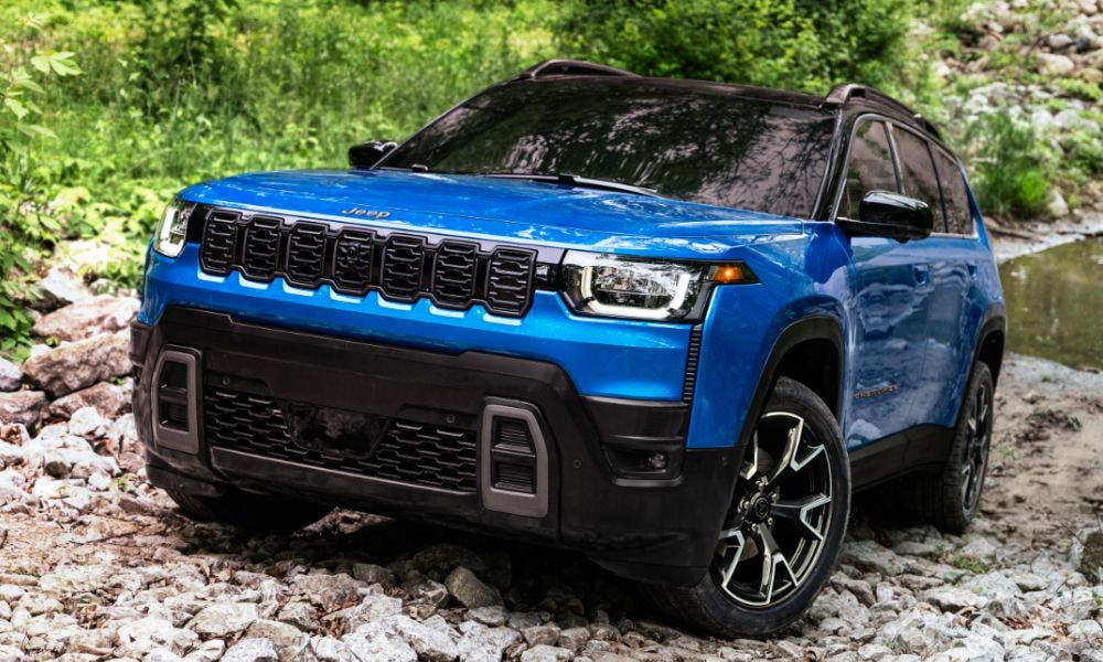 New-Gen Jeep Cherokee Exterior Design Revealed; Global Debut In Late 2025 New-Gen Jeep Cherokee Exterior Design Revealed; Global Debut In Late 2025