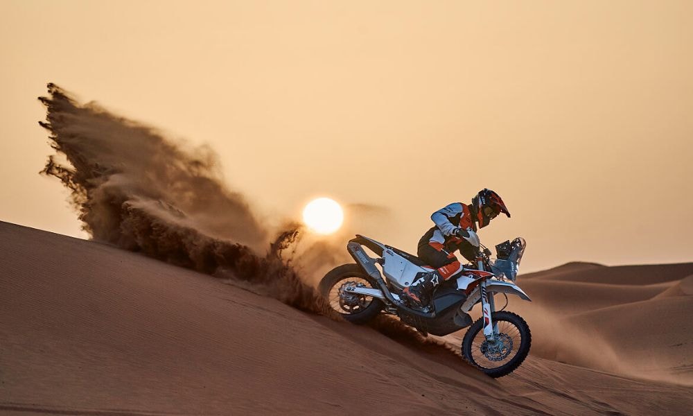 KTM Unveils 450 Rally Replica; Limited To Only 150 Units KTM Unveils 450 Rally Replica; Limited To Only 150 Units