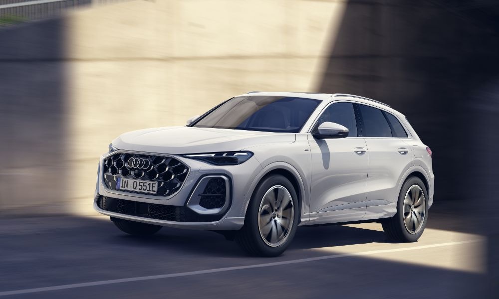 New Audi Q5 Plug-In Hybrid Revealed; Gets Up To 100 Km EV-Only Range New Audi Q5 Plug-In Hybrid Revealed; Gets Up To 100 Km EV-Only Range