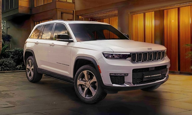 Jeep Grand Cherokee Signature Edition Launched At Rs 69.04 Lakh  Jeep Grand Cherokee Signature Edition Launched At Rs 69.04 Lakh