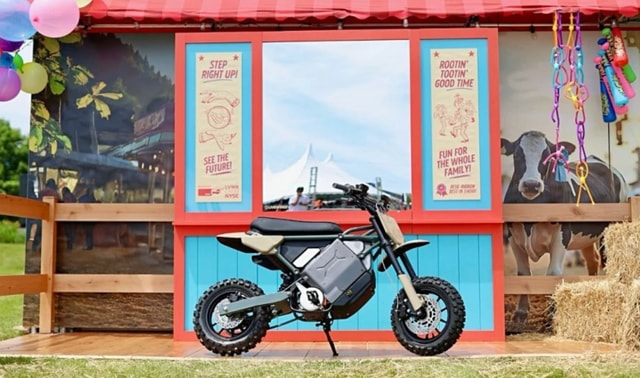 Harley-Davidson LiveWire Reveals Two Electric Bike Concepts Harley-Davidson LiveWire Reveals Two Electric Bike Concepts