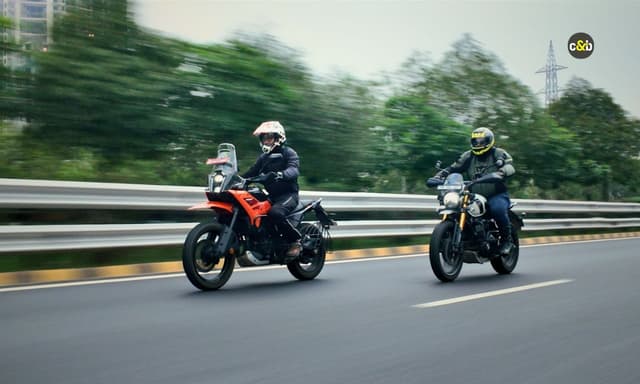 KTM 390 Adventure X Vs Triumph Scrambler 400X Comparison Review Scrambler or Adventure? Which one should you choose, and why? The gloves are off, no holds barred, in this epic showdown between the Triumph Scrambler 400X and the KTM 390 Adventure X!