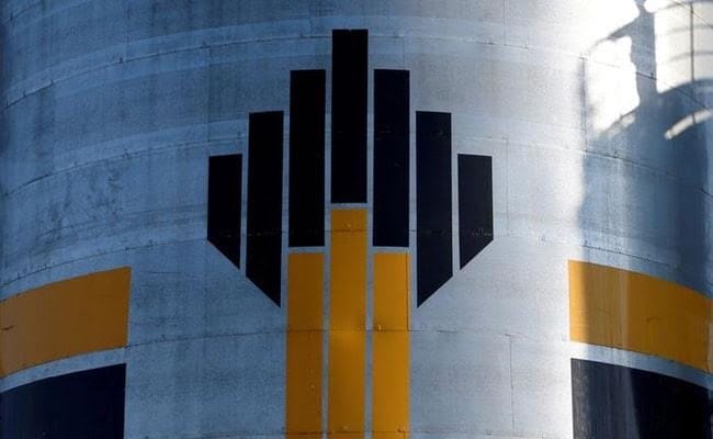 Exclusive-Major Traders, Banks Cut Business Ties With Russia-Backed Indian Refiner -Sources Exclusive-Major Traders, Banks Cut Business Ties With Russia-Backed Indian Refiner -Sources