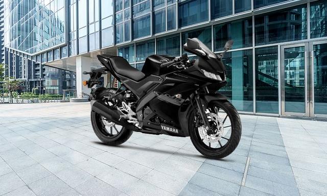 Yamaha YZF-R15S V3 Launched In New Matte Black Paint Colour
