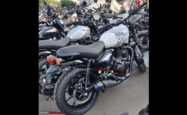 Royal Enfield Hunter 350 Production Model Revealed In Spy Shots Royal Enfield Hunter 350 Production Model Revealed In Spy Shots