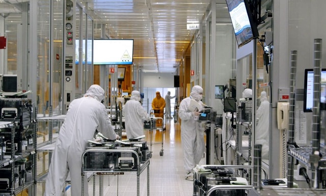 Tensions With U.S. Spur Chinese Buying Of Chipmaking Stocks Tensions With U.S. Spur Chinese Buying Of Chipmaking Stocks