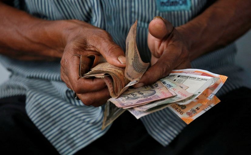Indian Rupee Could Hit 84-85/USD By March On Trade Deficit, Oil Woes -Elara Global Indian Rupee Could Hit 84-85/USD By March On Trade Deficit, Oil Woes -Elara Global