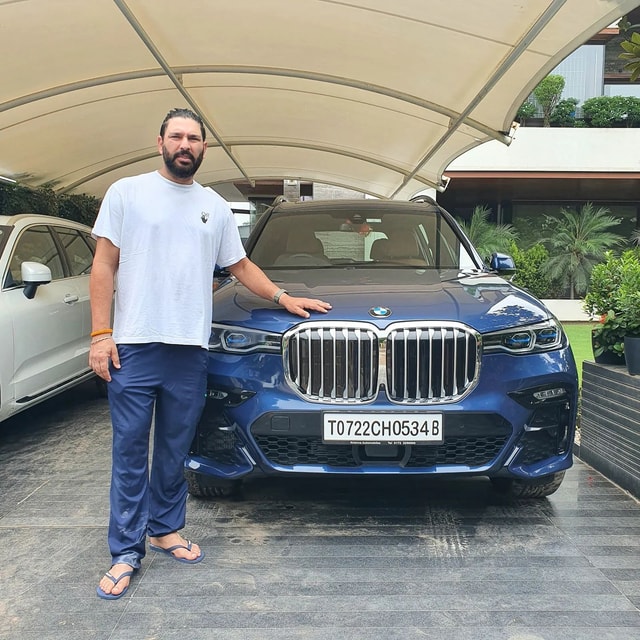 Former Cricketer Yuvraj Singh Brings Home A Brand-New BMW X7 Former Cricketer Yuvraj Singh Brings Home A Brand-New BMW X7