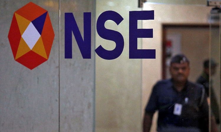 India Shares Down As Tech, Autos Drag; Inflation Data Eyed India Shares Down As Tech, Autos Drag; Inflation Data Eyed