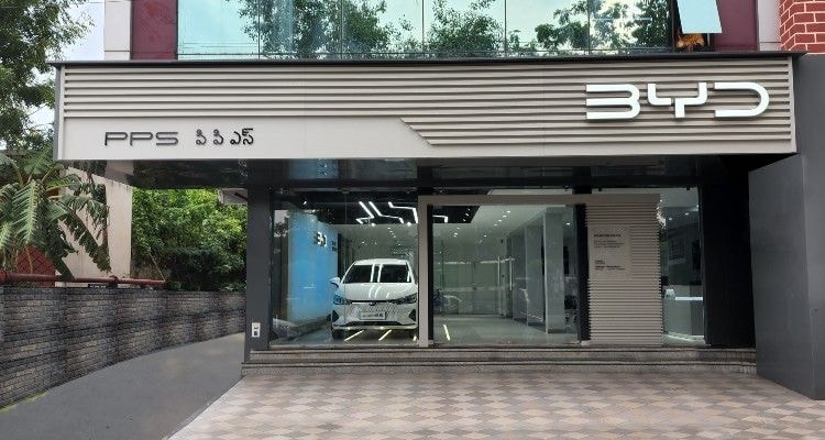 BYD India To Expand Its Network To 24 Showrooms By Year-End; Will Touch 53 Outlets End Of 2023 BYD India To Expand Its Network To 24 Showrooms By Year-End; Will Touch 53 Outlets End Of 2023