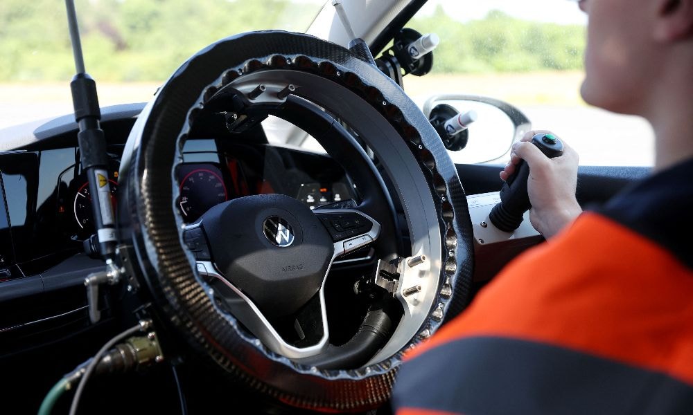 Truly Autonomous Cars May Be Impossible Without Helpful Human Touch Truly Autonomous Cars May Be Impossible Without Helpful Human Touch