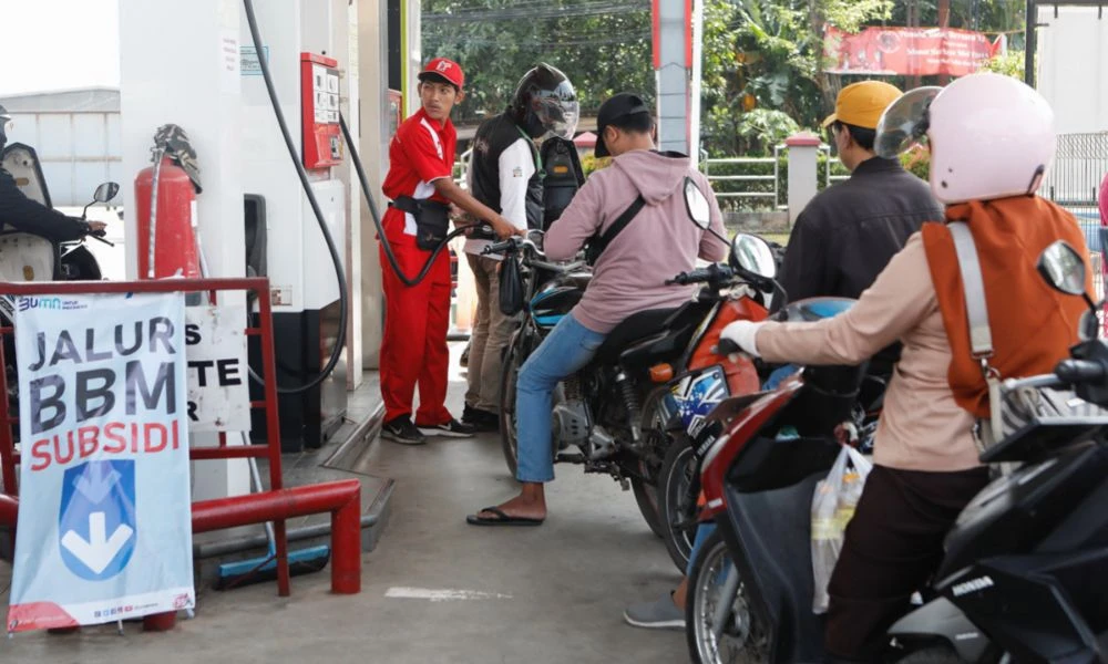 India's Fuel Demand Hits Eight-Month Peak In November India's Fuel Demand Hits Eight-Month Peak In November