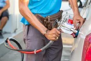 India Panel To Favour Linking Local Gas Prices To Local Crude Basket - Report