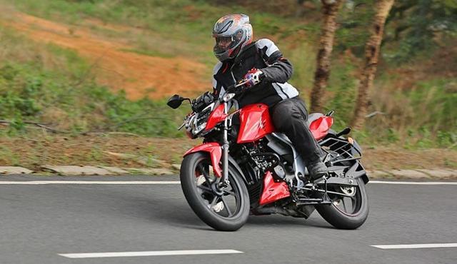 Planning To Buy A Used TVS Apache RTR 160 4V? Here Are Some Pros And Cons