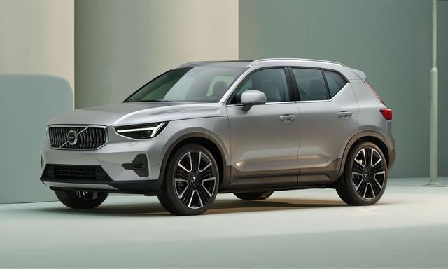 The 2022 Volvo XC40 comes with cosmetic tweaks both on the inside and outside, but it is under the hood that sees the biggest change.