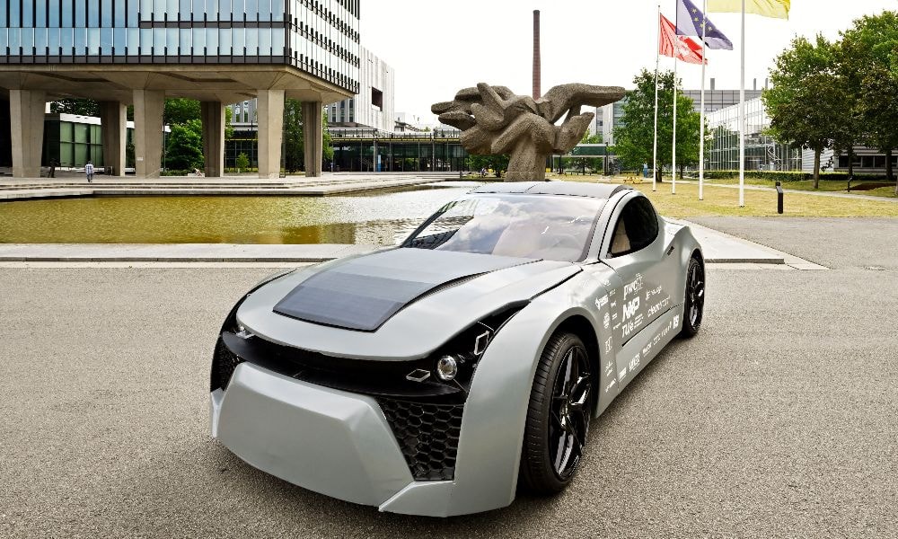 Dutch Students Devise Carbon-Eating Electric Vehicle Dutch Students Devise Carbon-Eating Electric Vehicle