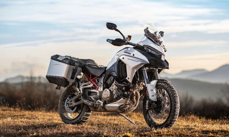 The MY2022 Ducati Multistrada V4 S gets the new Iceberg White shade and comes with other subtle upgrades including a minimum preload setup, revised infotainment system, and the option of a lowered suspension kit and aluminium bags. 