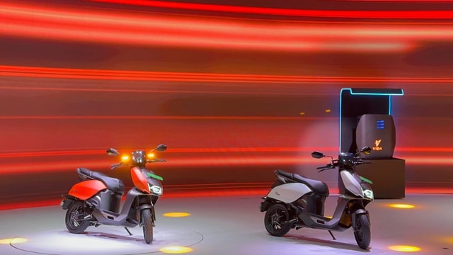 Hero Vida V1 Electric Scooter Launched In India; Prices Start At Rs. 1.45 Lakh Hero Vida V1 Electric Scooter Launched In India; Prices Start At Rs. 1.45 Lakh