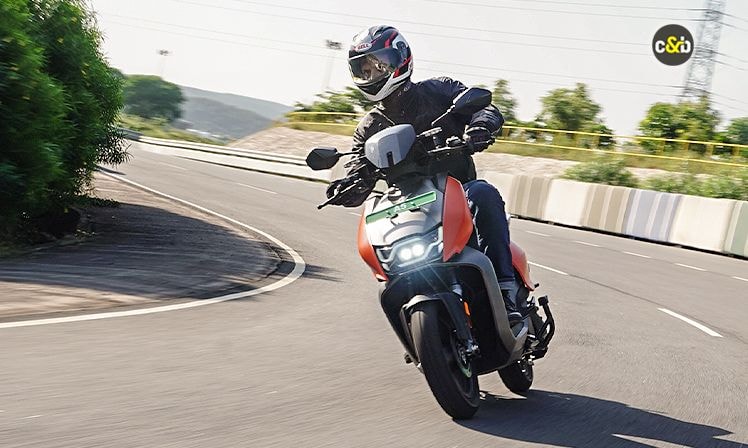 Vida V1 Pro First Ride Review: Is It Worth The Price? Vida V1 Pro First Ride Review: Is It Worth The Price?