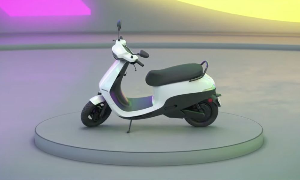 Ola S1 Air Electric Scooter Launched In India; Has Introductory Price Of Rs. 79,999 Ola S1 Air Electric Scooter Launched In India; Has Introductory Price Of Rs. 79,999