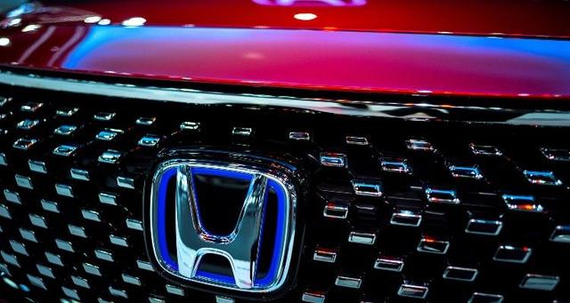 Honda is now using 5mmWAV sensors in addition to the cameras which provide 360-degree spatial awareness.