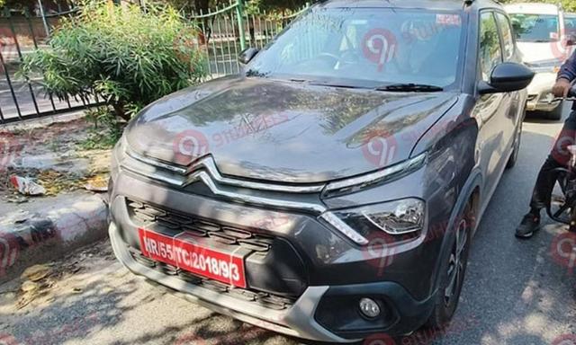 At present, the Citroen C3 is available in India in two petrol engine options but coupled to either a 5-speed manual or a 6-speed manual gearbox.