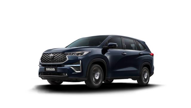 Toyota Kirloskar Motor has unveiled the Innova HyCross, which will be sold alongside the Innova Crysta diesel next year onwards. The company opened bookings for the new model, with deliveries likely to begin in January 2023.