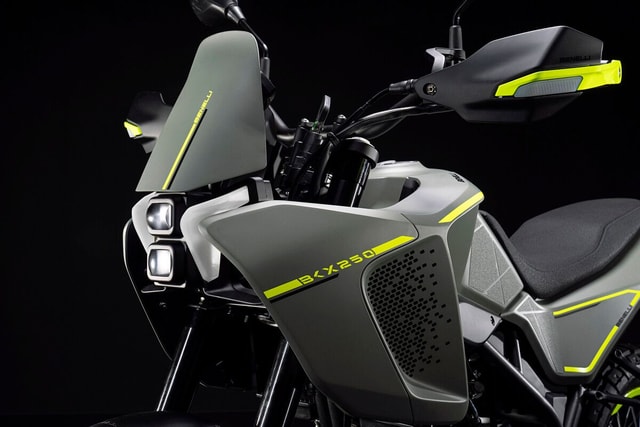 EICMA 2022: Benelli BKX 250, BKX 250S Unveiled EICMA 2022: Benelli BKX 250, BKX 250S Unveiled